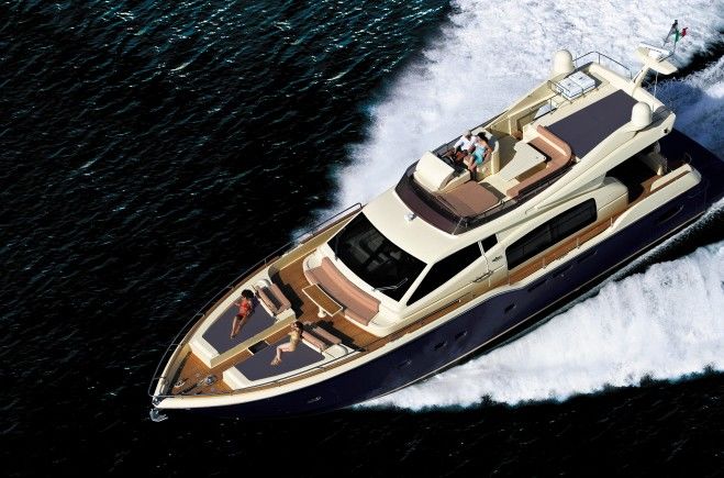 To Escape Yacht Charter | Ferretti